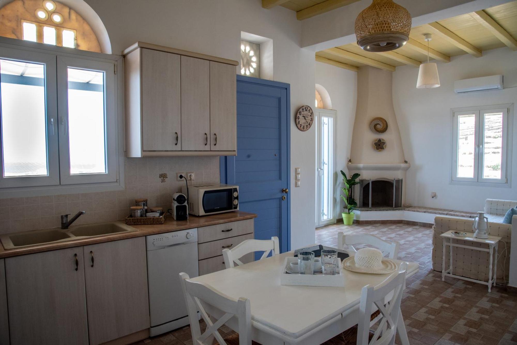 Iliopetra Residence Agios Romanos Exteriör bild